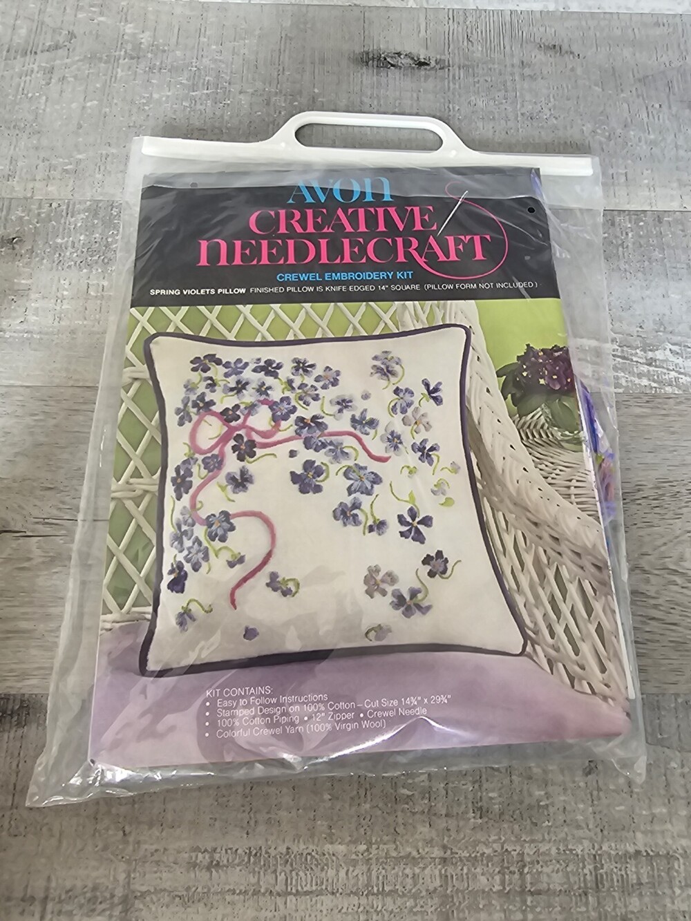 Vtg Avon Creative Needlecraft Crewel Embroidery Kit Floral Violets New 243d